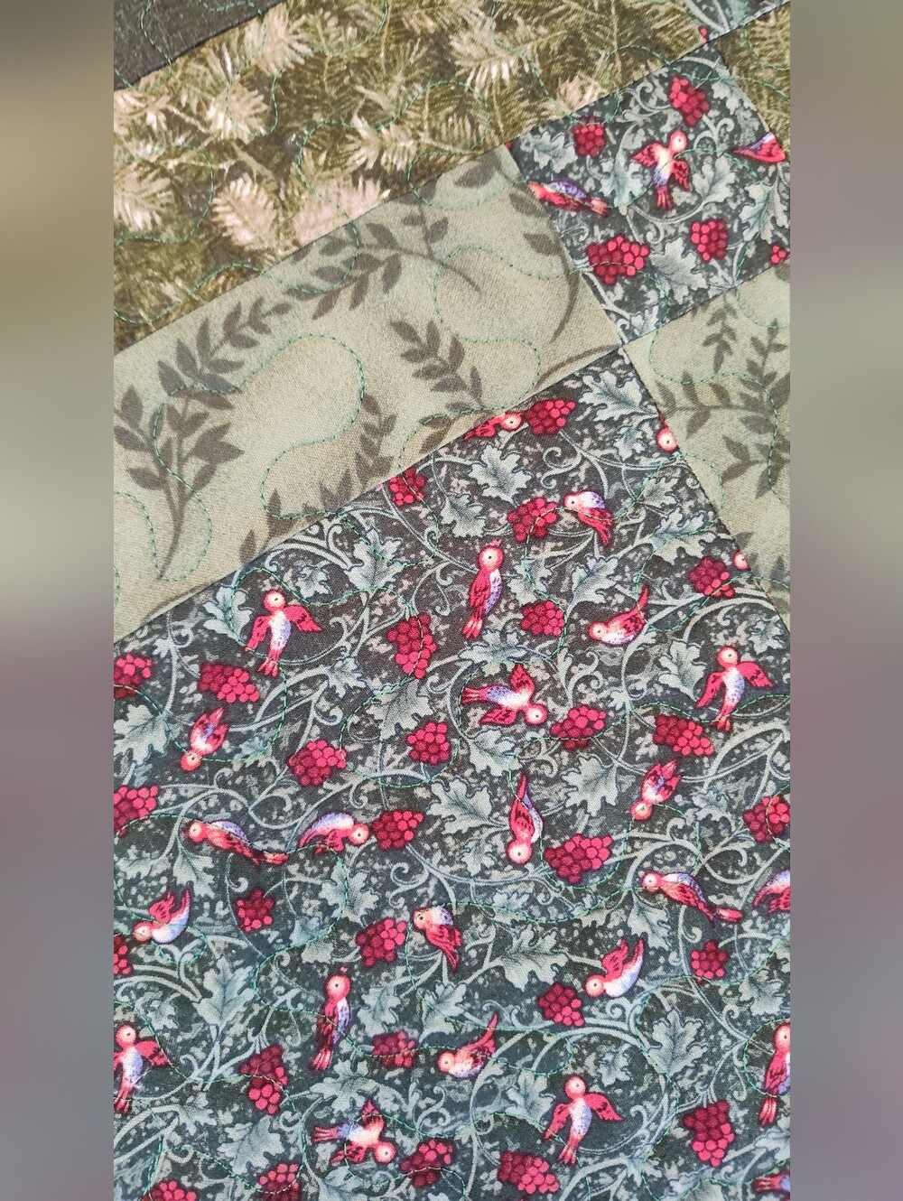 Cardinal Forest! NEW HANDMADE Quilted Table Runner -  12" X 46" - Picture 6 of 10